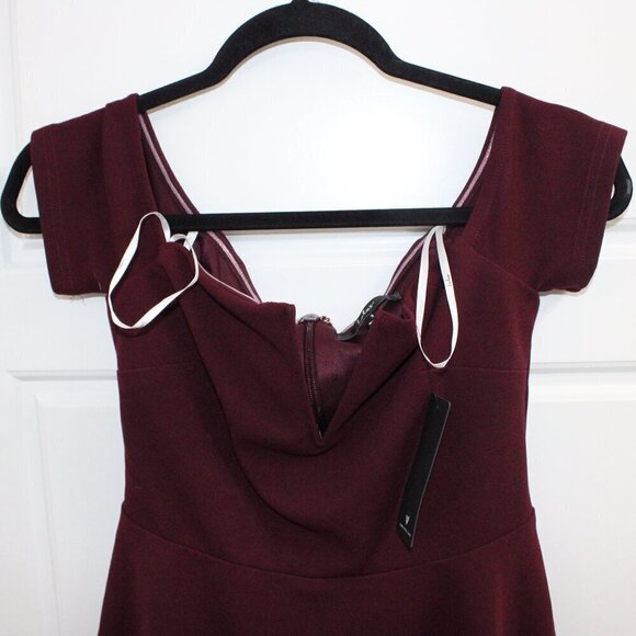LULUS Burgundy Off-the-Shoulder Skater A-Line Mini Dress Size S New - Picture 4 of 5